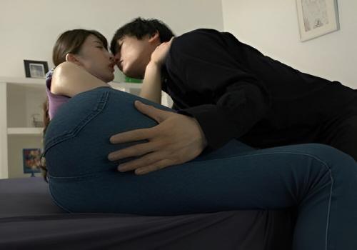 Câu chuyện tình lén lút với vợ hấp dẫn của ông chủm